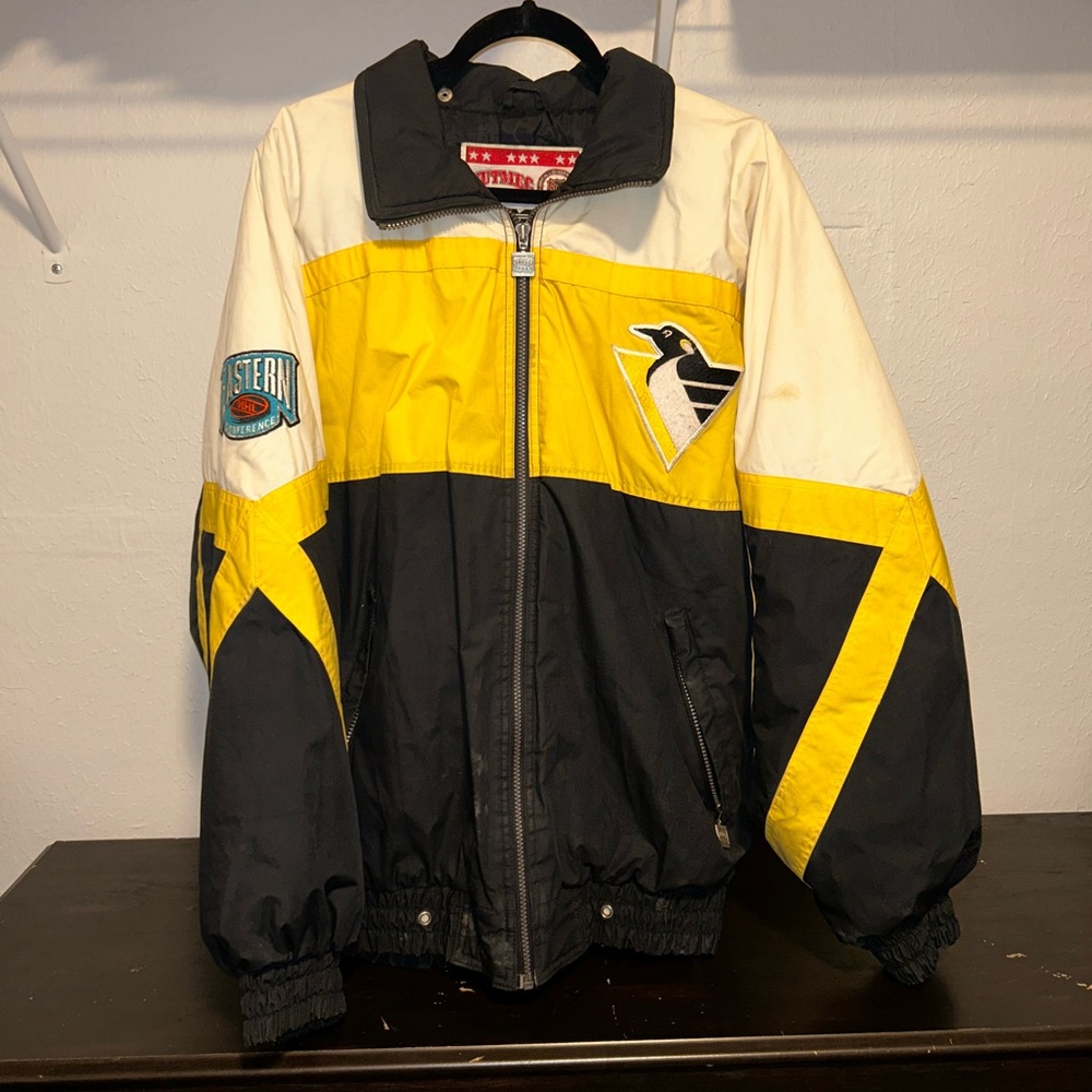 Vintage Pittsburgh Penguins Thick Coat - Men’s XL